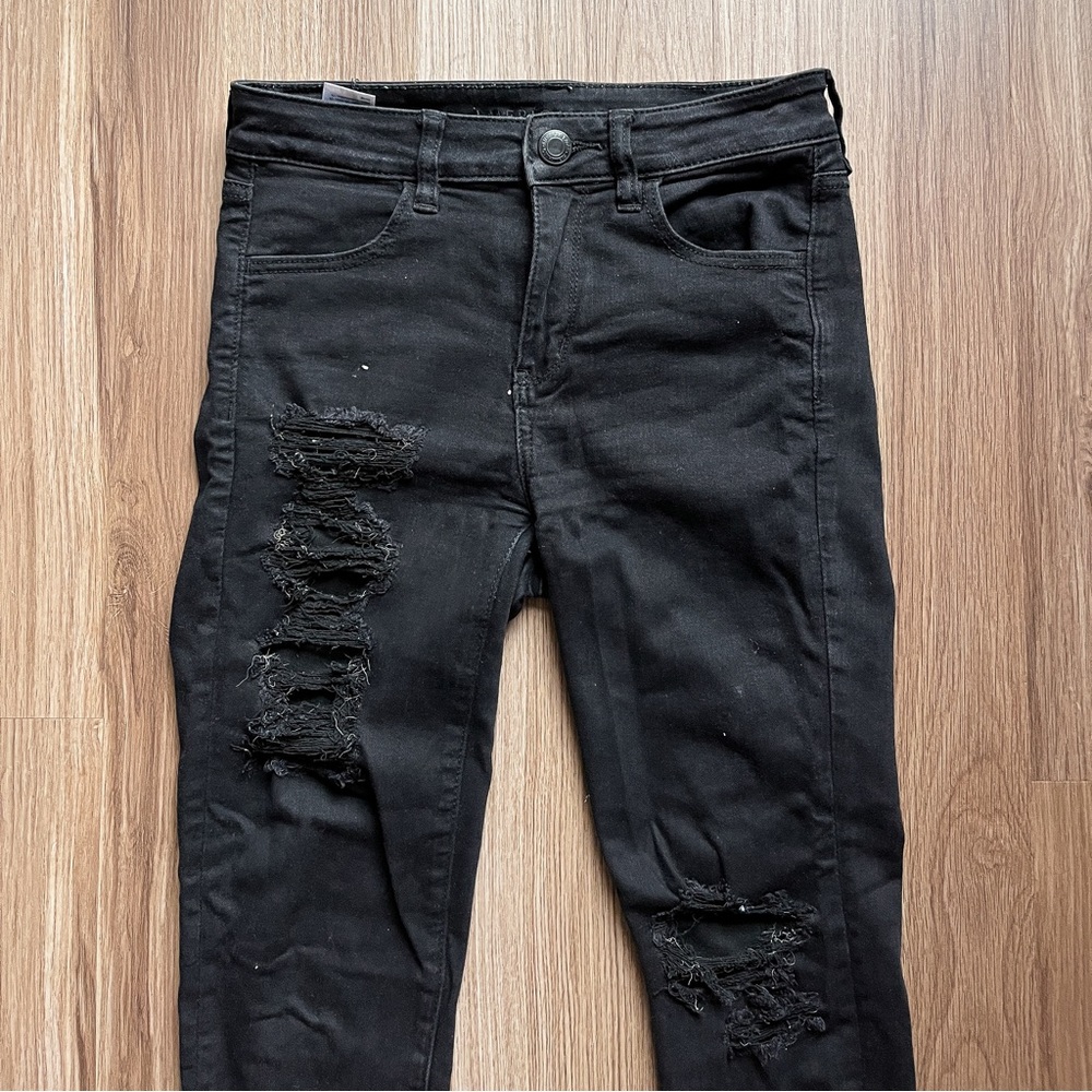 American Eagle Distressed Hi-Rise Jegging in Black in 4 X-Short
